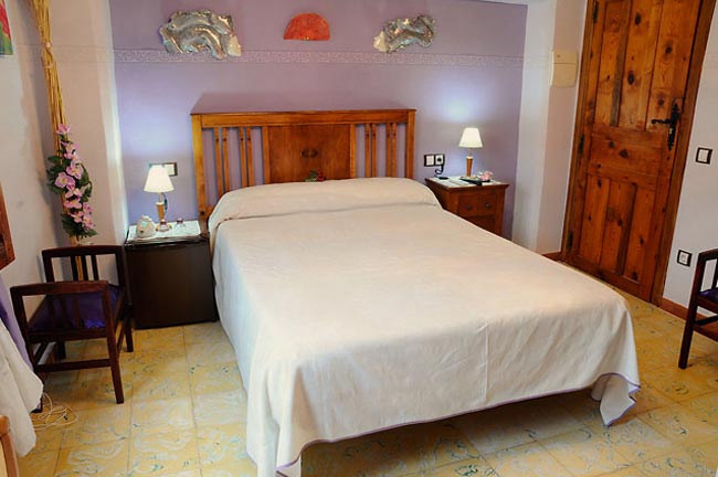 Habitaciones Luz- la Casa de la Fuente